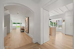 85 Indian Field Rd, Greenwich, CT 06830 - Photo 12