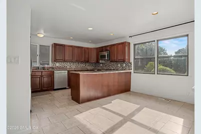 197 Sheephill Road #C, Greenwich, CT 06878 - Photo 8