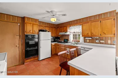 14 Shorehame Club Road, Old Greenwich, CT 06870 - Photo 22