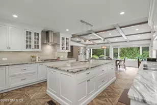25 Will Merry Ln, Greenwich, CT 06831 - Photo 10
