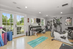 27 Locust Rd, Greenwich, CT 06831 - Photo 14