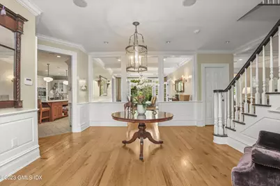 27 Locust Road, Greenwich, CT 06831 - Photo 4