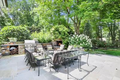 27 Locust Road, Greenwich, CT 06831 - Photo 24