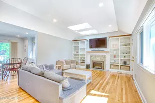 25 Weston Hill Rd, Greenwich, CT 06878 - Photo 4