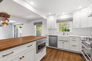 14 Greenwich Hills Dr, Greenwich, CT 06831 - Photo 6