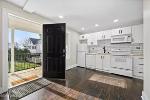 2 Sherman Ave, Greenwich, CT 06830 - Photo 2