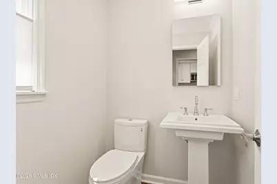 36 Decatur Street #1, Greenwich, CT 06807 - Photo 14