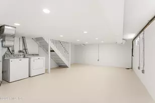 36 Decatur St, Greenwich, CT 06807 - Photo 24