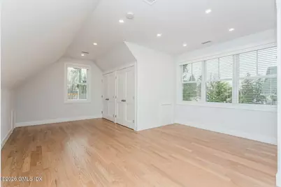 347 Delavan Avenue, Greenwich, CT 06830 - Photo 32