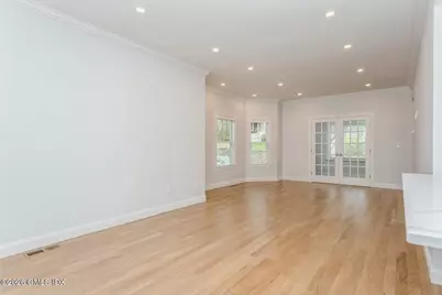 347 Delavan Avenue, Greenwich, CT 06830 - Photo 10
