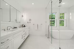 116 Havemeyer Pl, Greenwich, CT 06830 - Photo 16