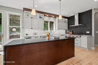 39 Glenville Street, Greenwich, CT 06831 - Photo 2