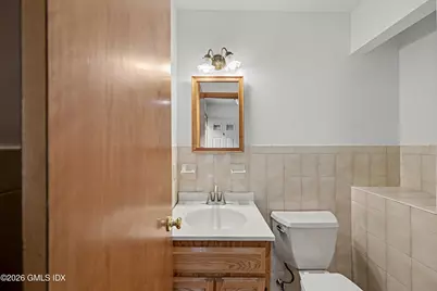 83 Columbus Place #APT A, Stamford, CT 06907 - Photo 4
