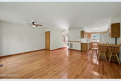 83 Columbus Place #APT A, Stamford, CT 06907 - Photo 6