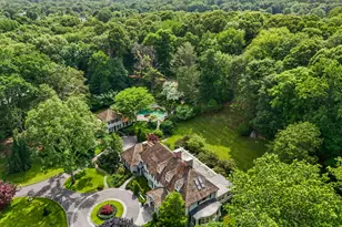 115 Lower Cross Rd, Greenwich, CT 06831 - Photo 2
