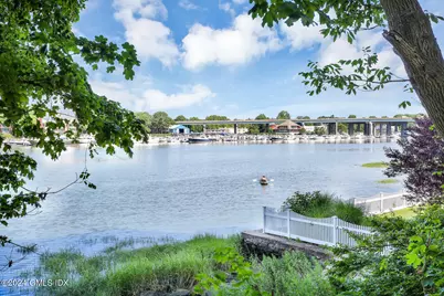 24 Juniper Lane, Greenwich, CT 06878 - Photo 4