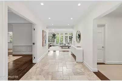 21 Pecksland Road, Greenwich, CT 06831 - Photo 2