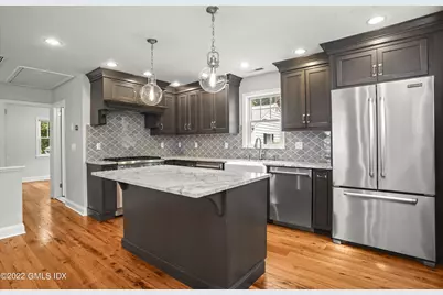 18 Cary Road, Greenwich, CT 06878 - Photo 4