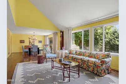 507 W Lyon Farm Drive #507, Greenwich, CT 06831 - Photo 6