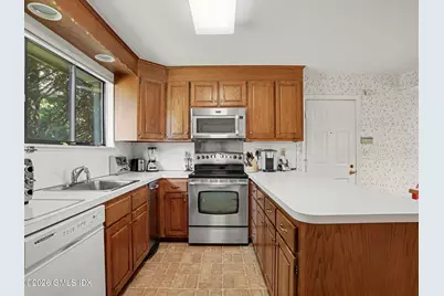 507 W Lyon Farm Drive #507, Greenwich, CT 06831 - Photo 12