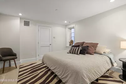 63 Sherwood Place #63, Greenwich, CT 06830 - Photo 18