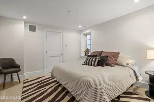 63 Sherwood Pl, Greenwich, CT 06830 - Photo 18