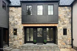 16 Park Ave, Greenwich, CT 06830 - Photo 4
