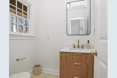 147 Holly Hill Lane #10, Greenwich, CT 06830 - Photo 10