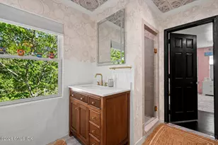 84 Hunting Ridge Rd, Greenwich, CT 06831 - Photo 22
