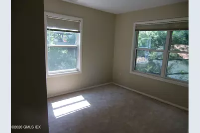 6 Booth Court #B, Greenwich, CT 06830 - Photo 8