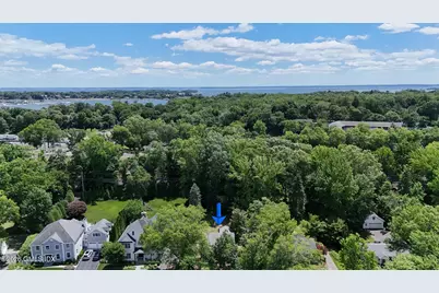 25 Circle Drive, Greenwich, CT 06830 - Photo 1
