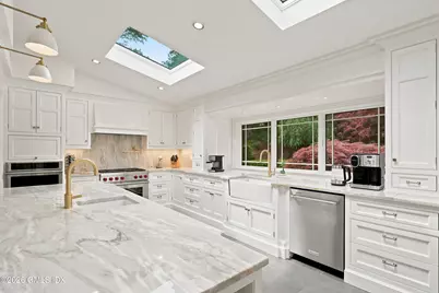 35 Wilshire Road, Greenwich, CT 06831 - Photo 10