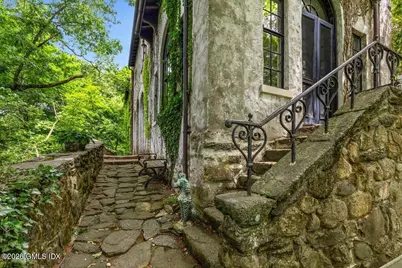 200 Old Church Road, Greenwich, CT 06830 - Photo 10