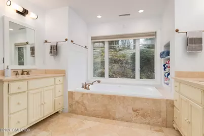 51 Glen Road, Greenwich, CT 06830 - Photo 8