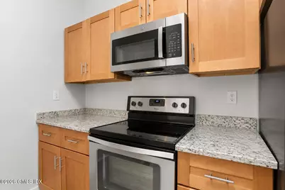 2 S New Street #3, Greenwich, CT 06830 - Photo 6