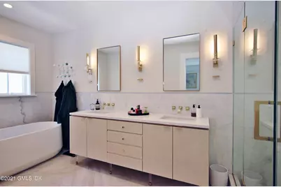 32 Le Grande Avenue #A2, Greenwich, CT 06830 - Photo 12