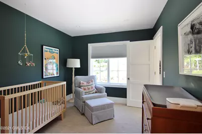 32 Le Grande Avenue #A2, Greenwich, CT 06830 - Photo 18
