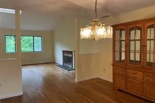 21 Windsor Ln, Greenwich, CT 06807 - Photo 4