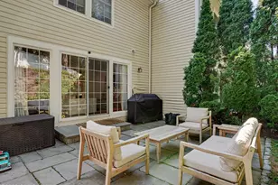 18 Rippowam Rd, Greenwich, CT 06807 - Photo 2