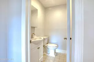 8 Ridge Pl, Greenwich, CT 06831 - Photo 14