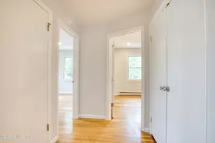 8 Ridge Pl, Greenwich, CT 06831 - Photo 18