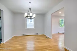 8 Ridge Pl, Greenwich, CT 06831 - Photo 6