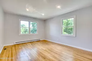 8 Ridge Pl, Greenwich, CT 06831 - Photo 20