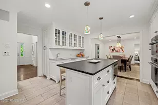 38 Byfield Ln, Greenwich, CT 06830 - Photo 18