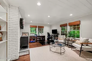38 Byfield Ln, Greenwich, CT 06830 - Photo 12