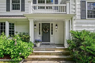 38 Byfield Lane, Greenwich, CT 06830 - Photo 2