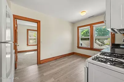 18 Grand Street, Greenwich, CT 06830 - Photo 16