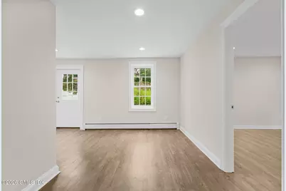 205 S Water Street #1, Greenwich, CT 06830 - Photo 6