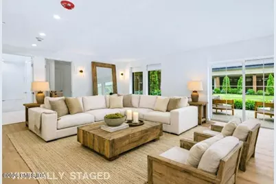 1188 King Street #114, Greenwich, CT 06831 - Photo 8
