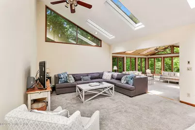 58 Arch Street, Greenwich, CT 06878 - Photo 6